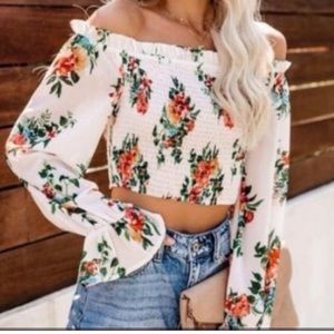 NWOT VICI Smocked Off The Shoulder Long Sleeve Floral Crop Top | Size M